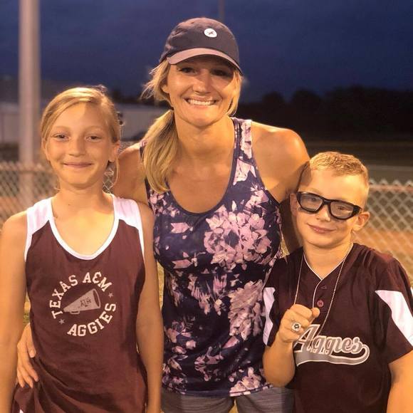 Meet your Posher, Becky - Picture 1 of 1